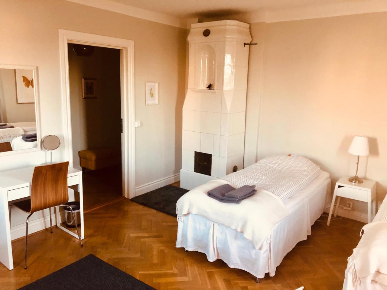 Katrinelunds Bed & Breakfast Västerås Extérieur photo